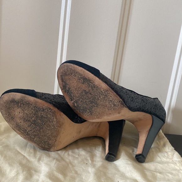 ANTHROPOLOGIE black glitter heels with suede cap toe Plenty by Tracy Reese - Picture 4 of 9